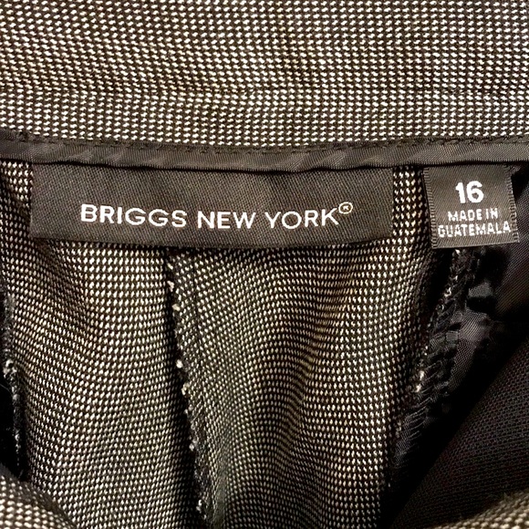 EUC Briggs New York Capri Pants - Picture 6 of 8